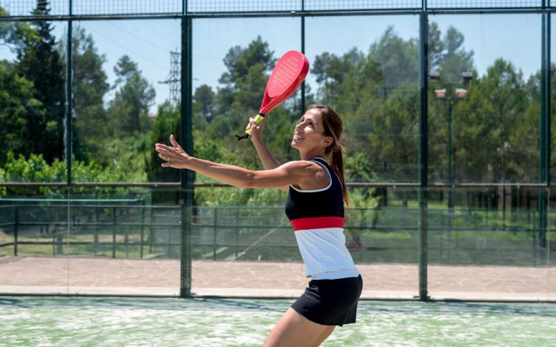woman-padel-AS